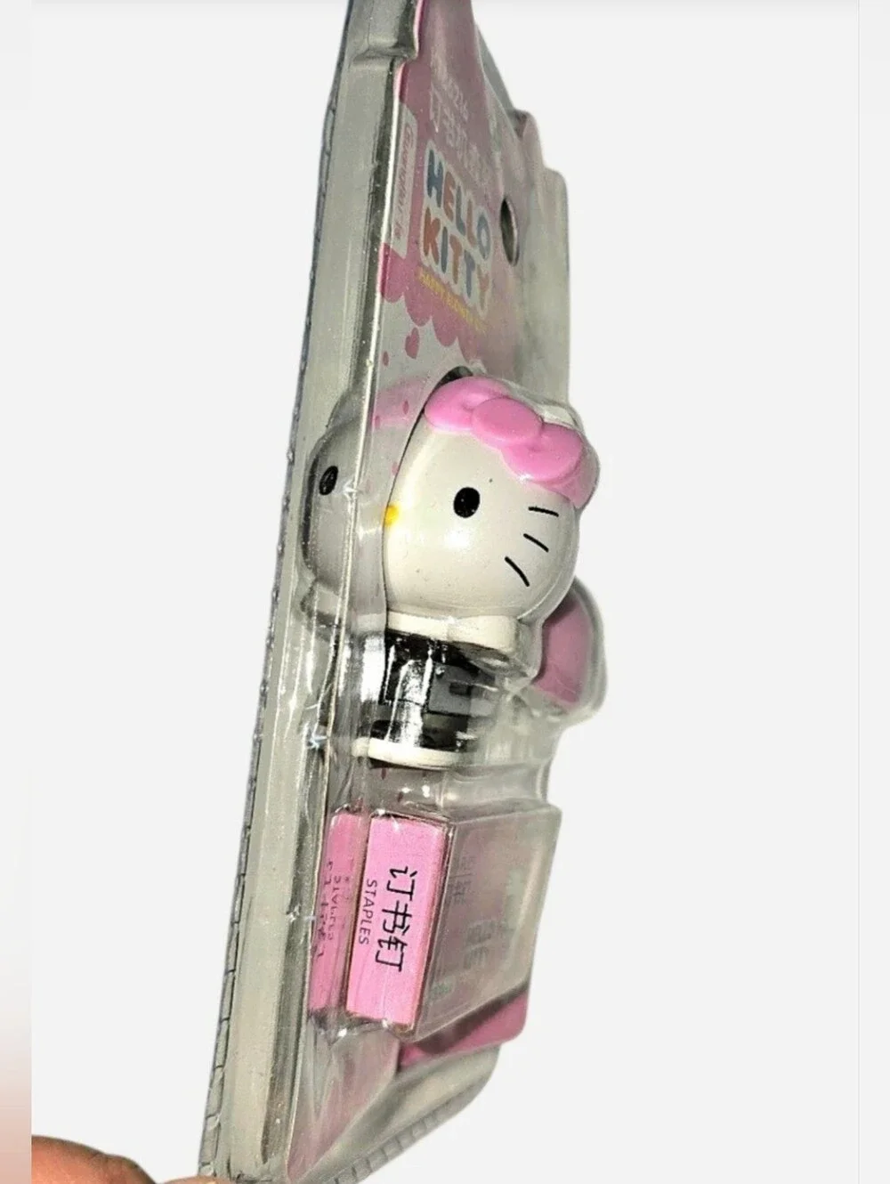 Hello Kitty Mini Stapler with 1000 staples included NWT/NIB